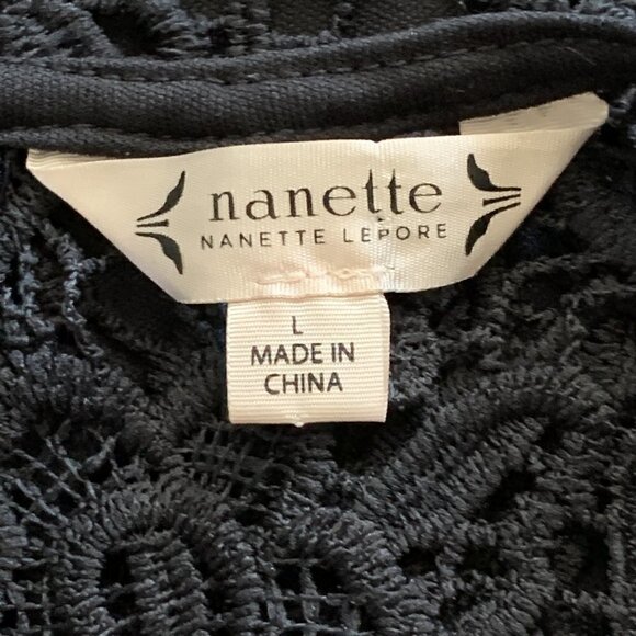 Nanette Lepore Black Guipure Lace Short Sleeve Top Sz L #17E - Picture 7 of 8